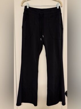 HALARA Black Flare Pants-size Medium